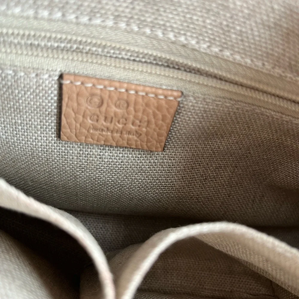 Gucci Tan Crossbody Bag with GG Hardware - Picture 3 of 6